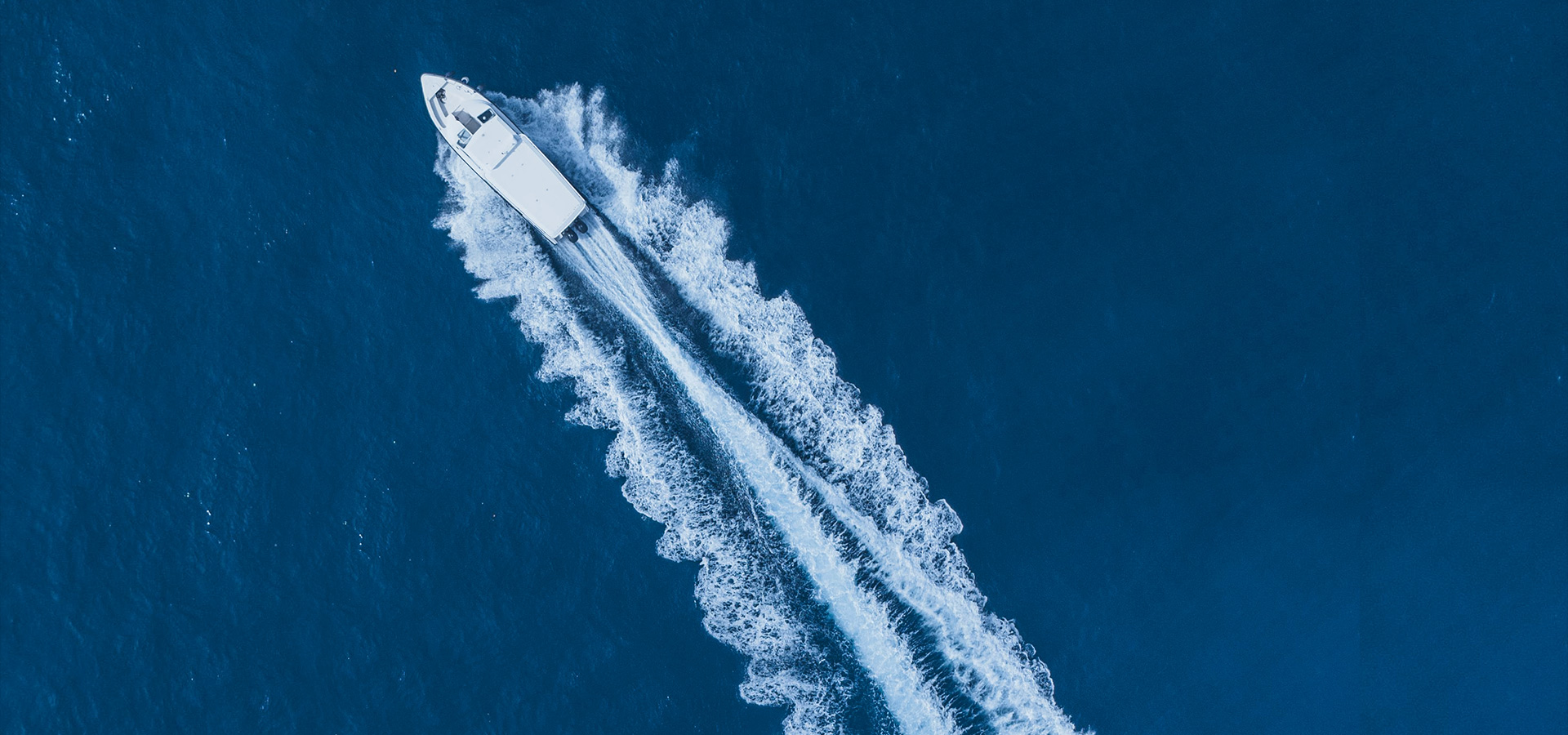 �����ǻ�ˮ����ƫ��